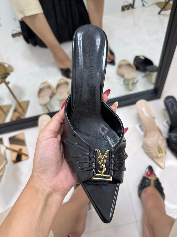 صندل ysl کرمی و مشکی