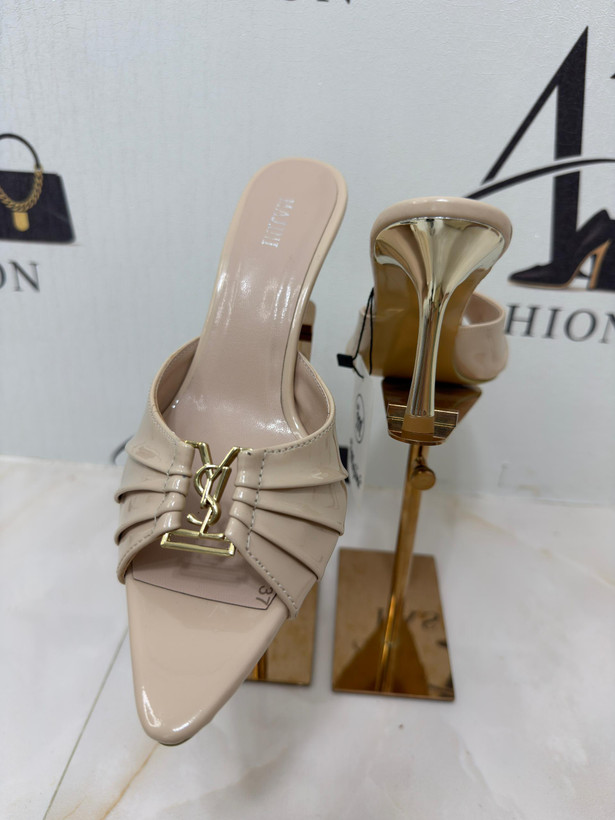 صندل ysl کرمی و مشکی
